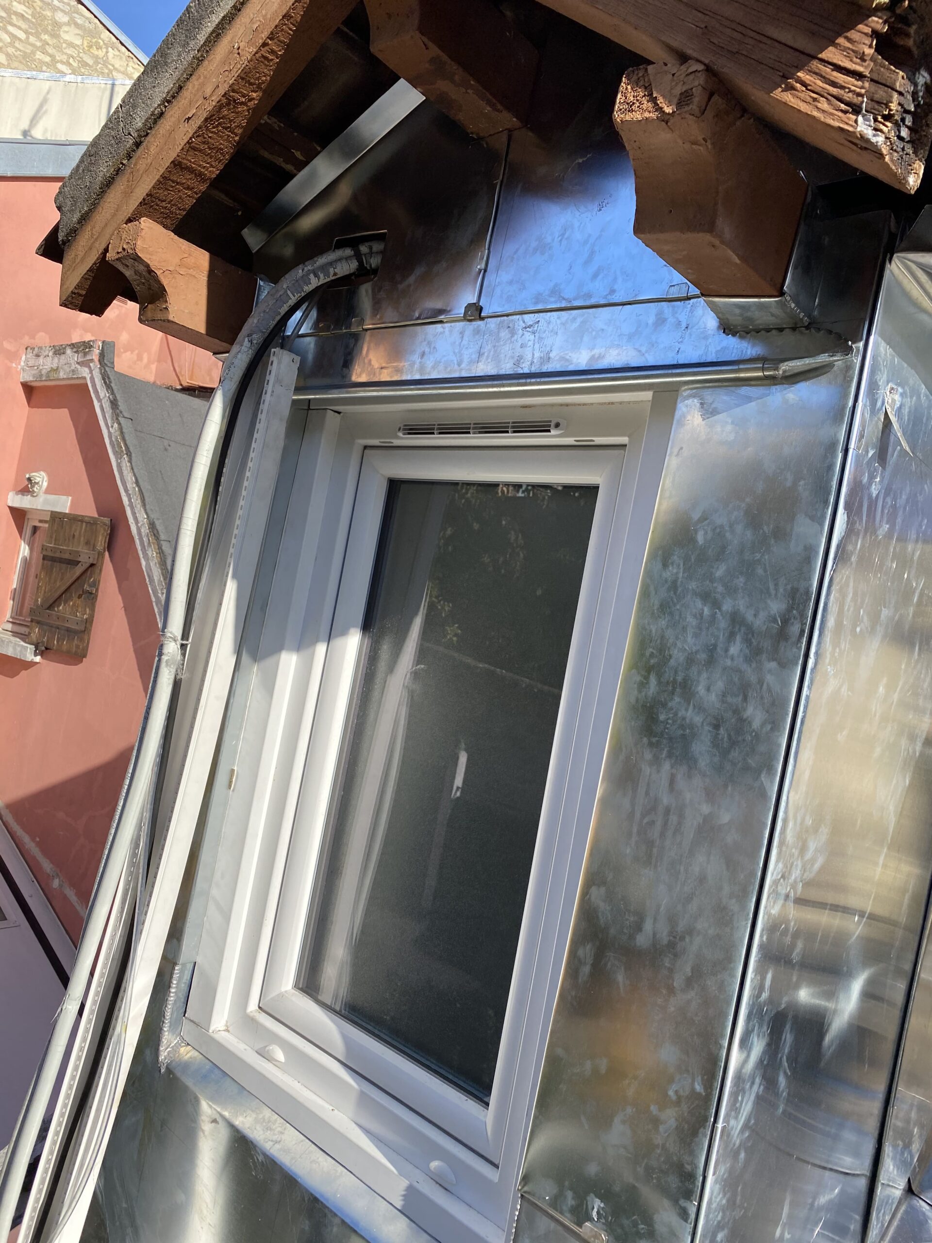 Pose-de-zinc-sur-mesure-a-Reims-scaled-1.jpg